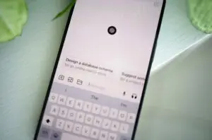Móvil y ChatGPT