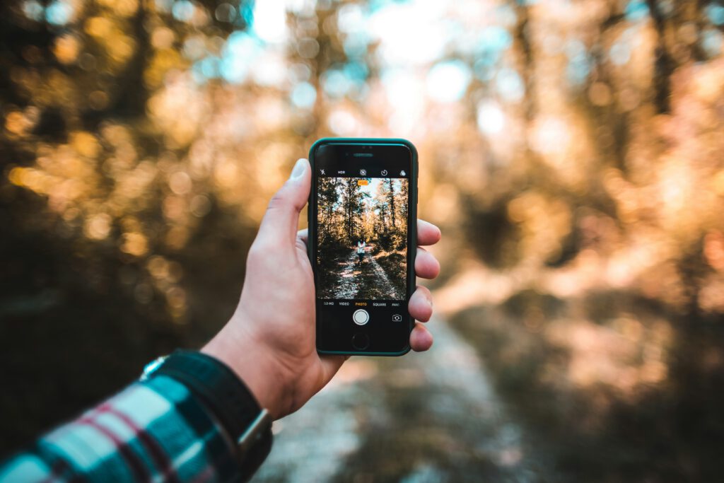 Imagen de una persona haciendo una Selfie